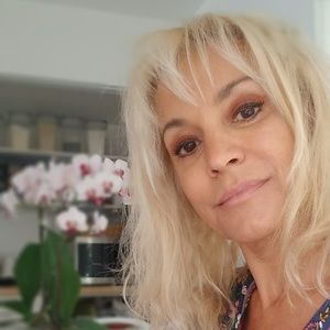 Meet your Posher, Alejandra